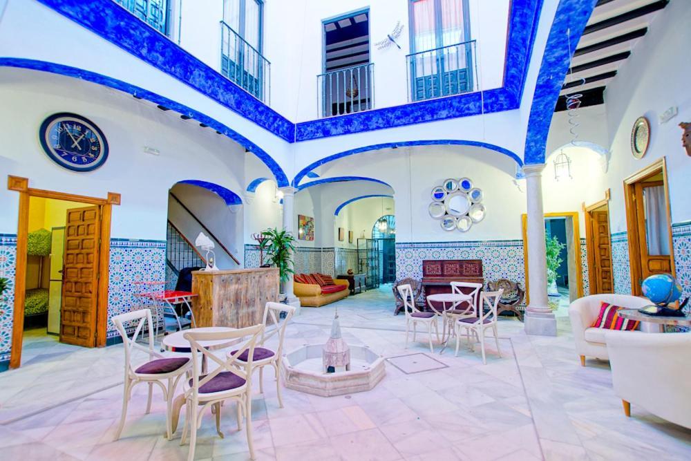 Hostel Trotamundos Sevilla Exterior foto